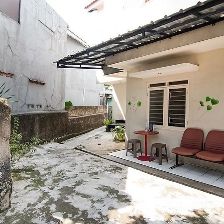 Hotel Kost Carmelia Syariah Baranangsiang Bogor Zewnętrze zdjęcie