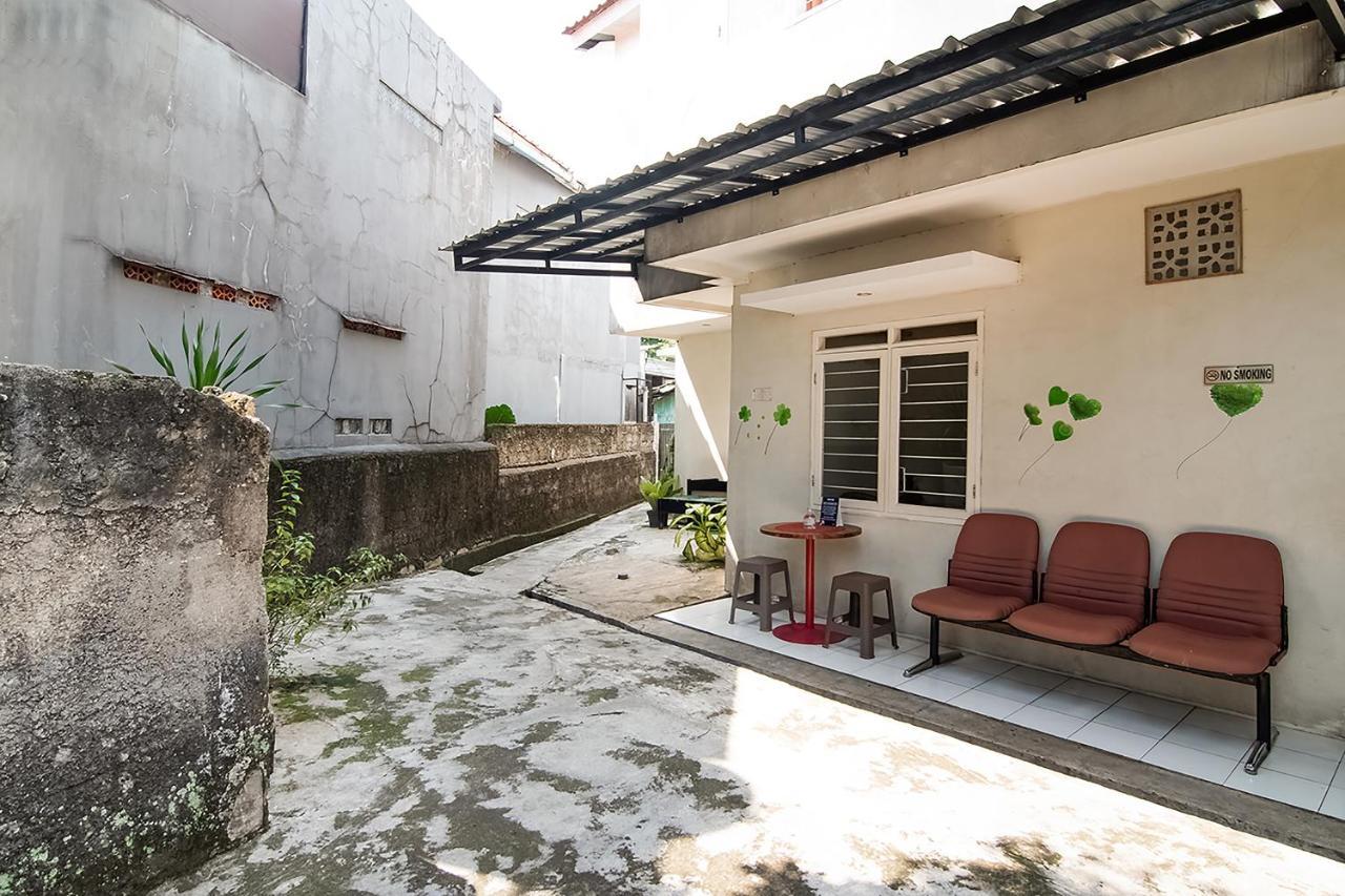 Hotel Kost Carmelia Syariah Baranangsiang Bogor Zewnętrze zdjęcie