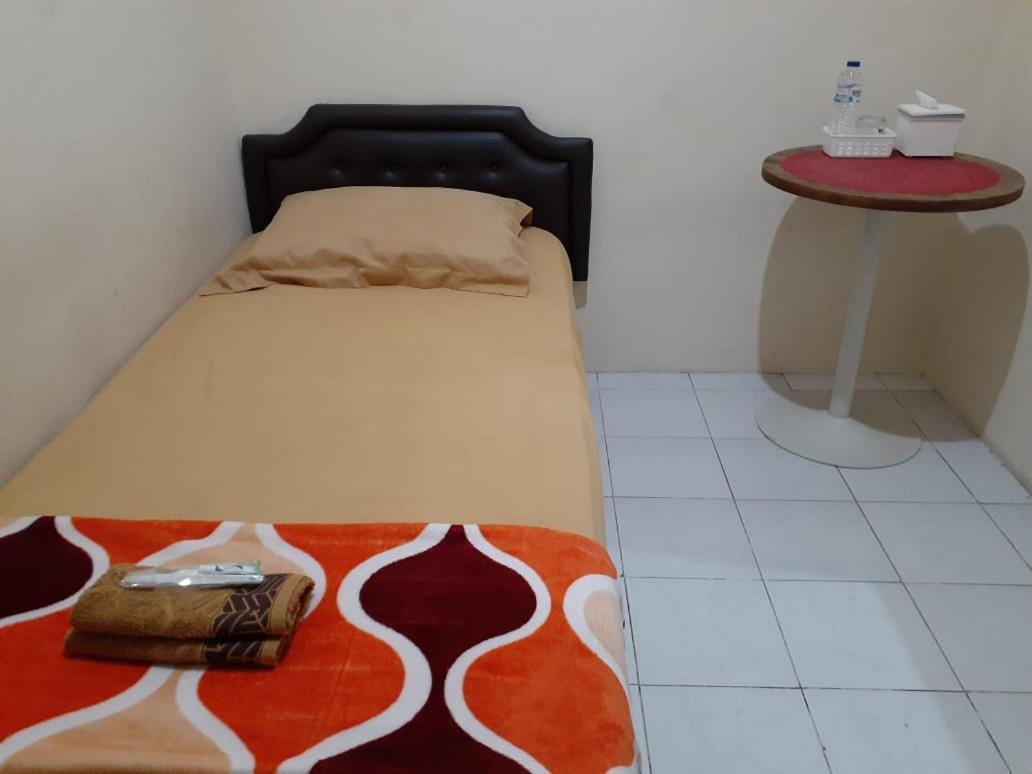 Hotel Kost Carmelia Syariah Baranangsiang Bogor Zewnętrze zdjęcie